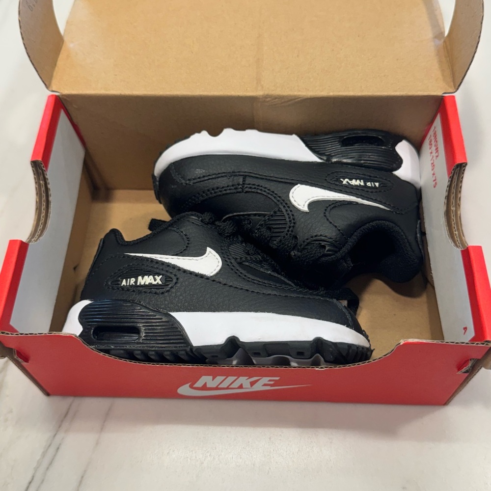 Nike Air Max Kids Sneakers - Black and White